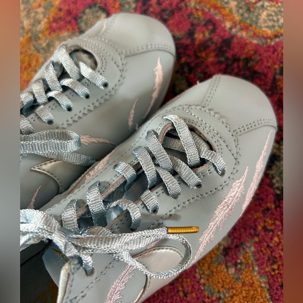 Nike | Women's Turquoise ‘Ocean Bliss’ Cortez Lace Up Leather Sneakers Size 6.5 - Picture 8 of 15